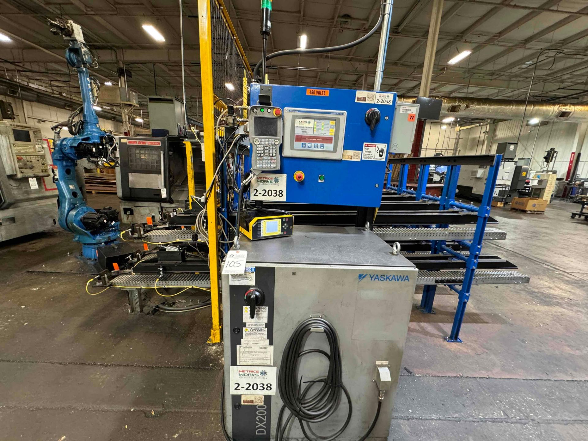 YASKAWA MOTOMAN, MH-50 II, ROBOTIC PARTS LOADING SYSTEM WITH DX200 CONTROL - Image 13
