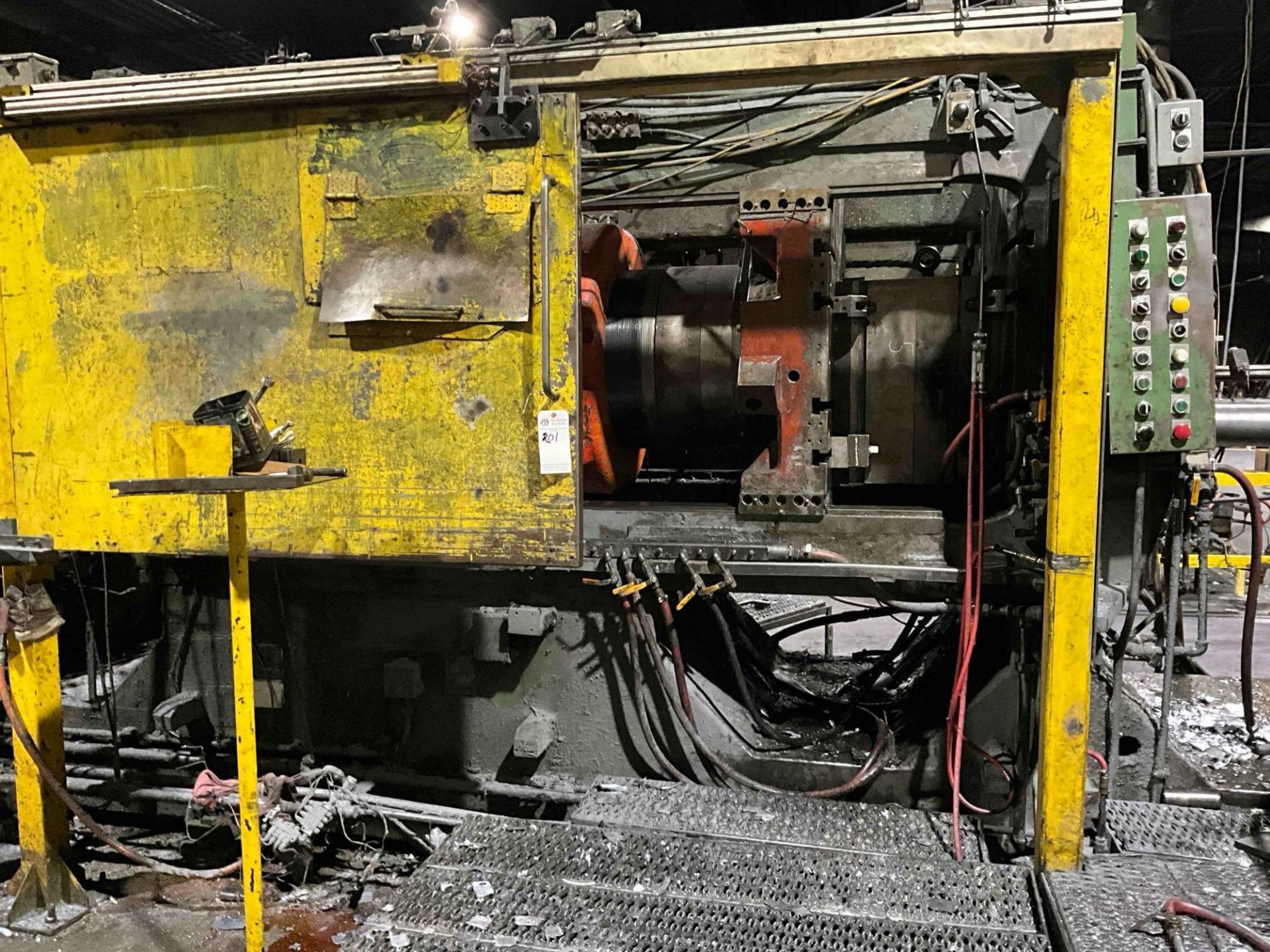 1982 LESTER COLD CHAMBER DIE CAST MACHINE - Image 2