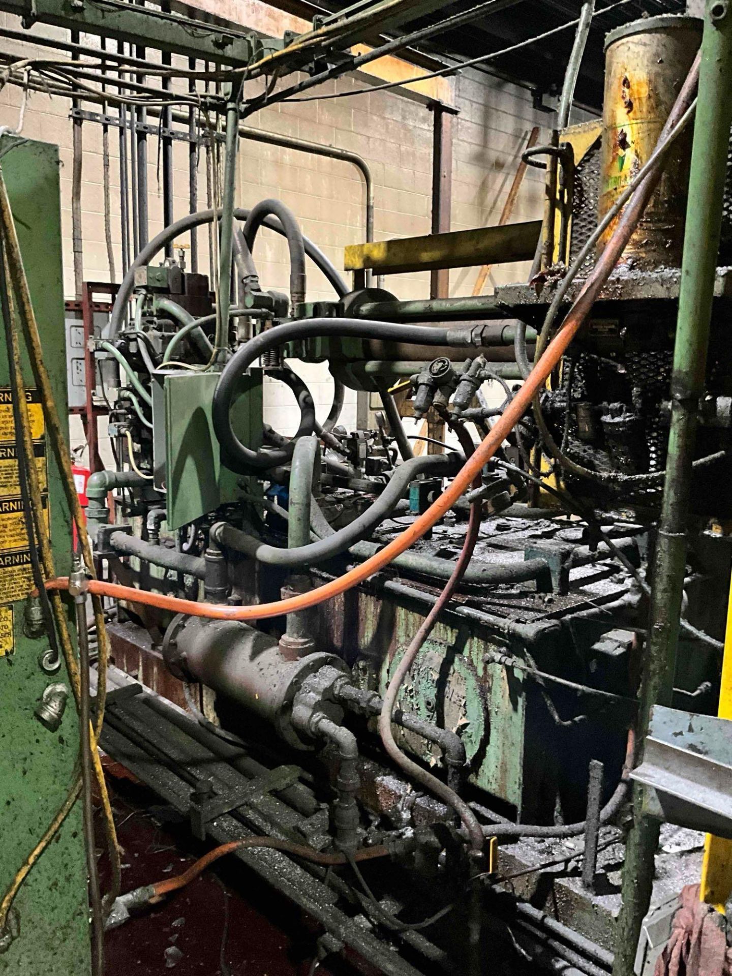 1982 LESTER COLD CHAMBER DIE CAST MACHINE - Image 14