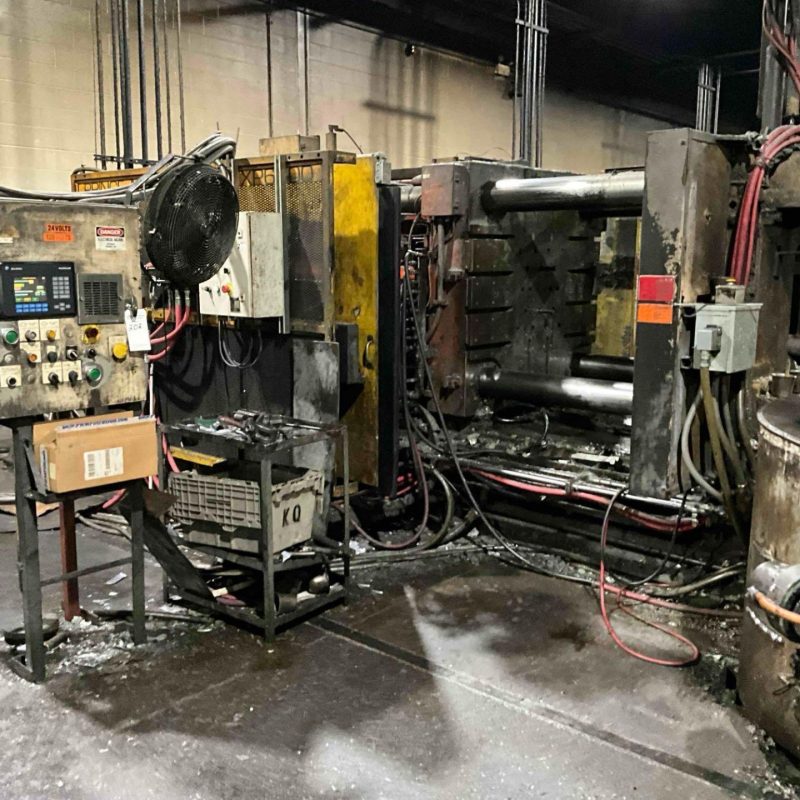 1999 PRINCE 700 TON COLD CHAMBER DIE CAST MACHINE W/ ABB ROBOT