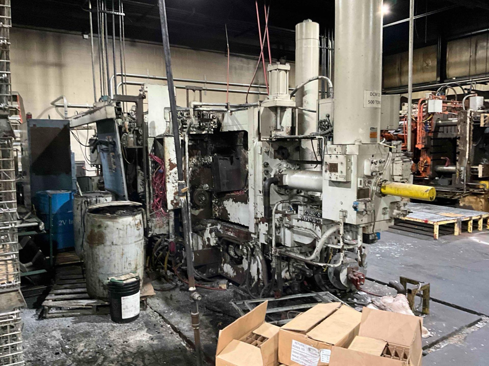 1992 PRINCE D920011 550 TON COLD CHAMBER DIE CAST MACHINE - Image 2