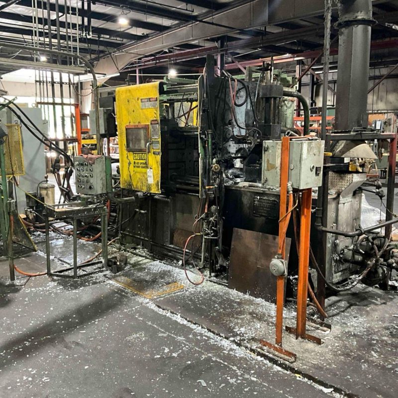 1963 CASTMASTER 200 TON COLD CHAMBER DIE CASTING MACHINE