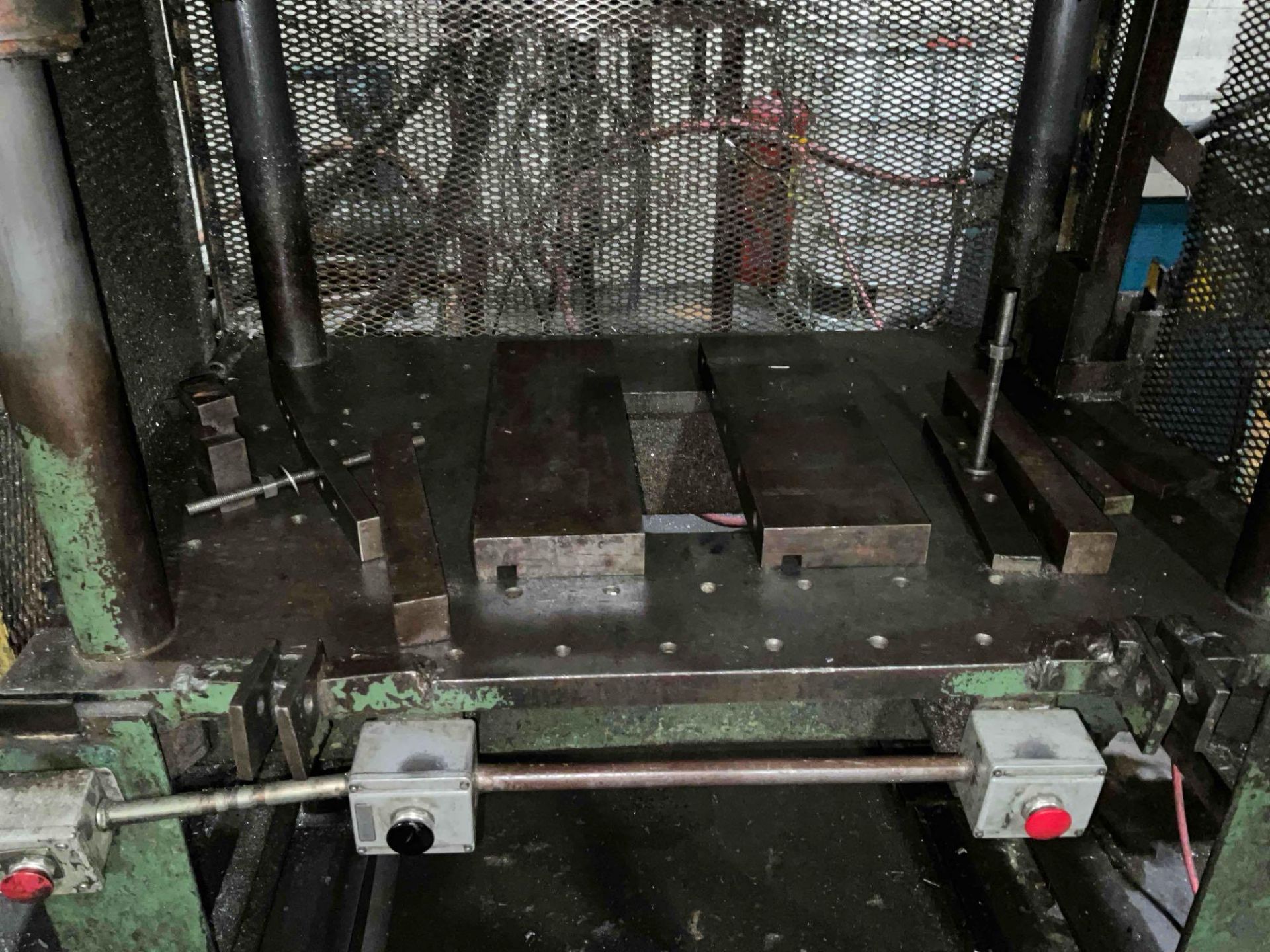 DIE CAST TRIM PRESS - Image 4