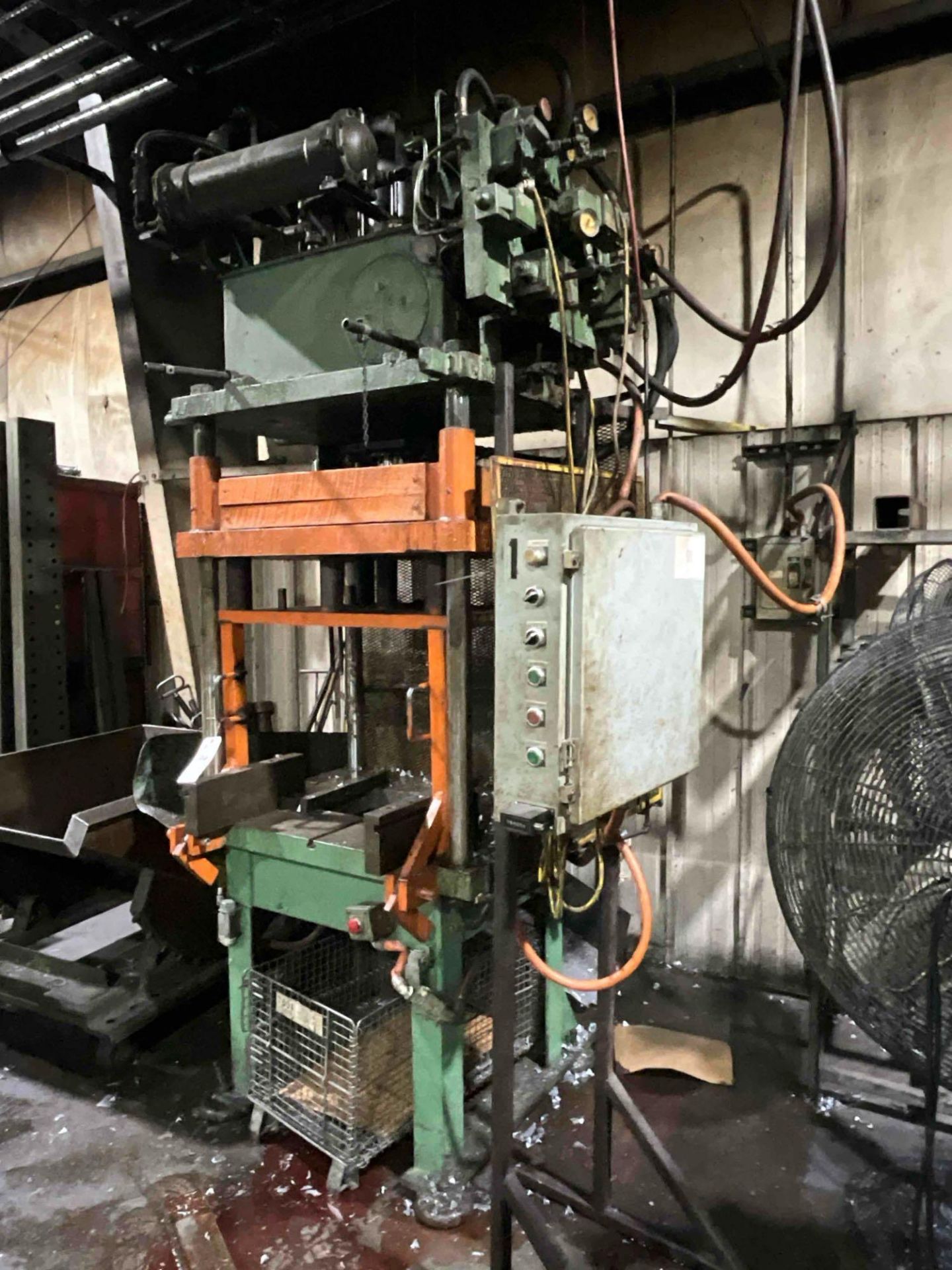 DIE CAST TRIM PRESS - Image 2