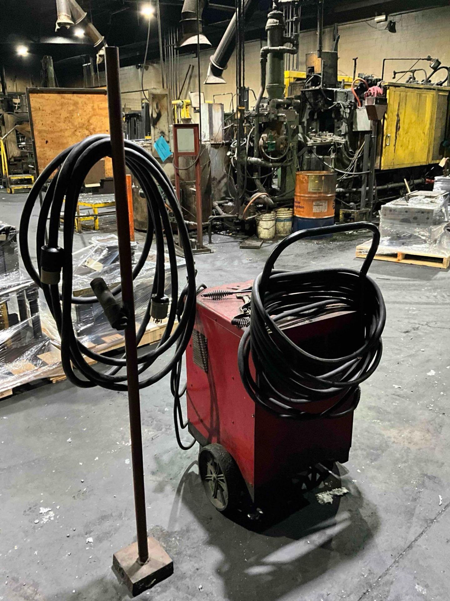 LINCOLN ELECTRIC IDEALARC 250 WELDER - Image 5