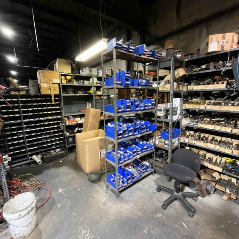 CONTENTS OF MAINTENANCE ROOM, MRO
