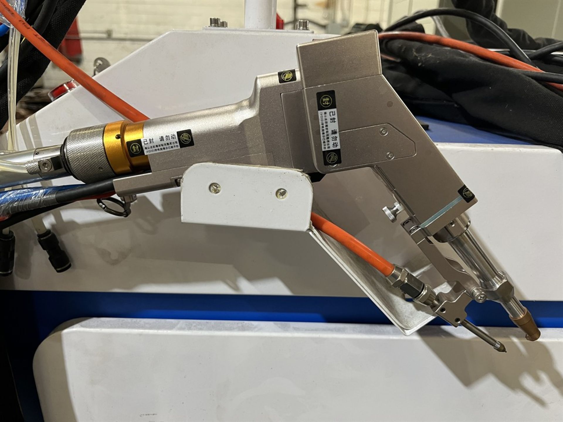 2023 RAZORTEK RZ2000H Mini Water-Cooled Fiber Laser, s/n RZWNH20230420 - Image 4