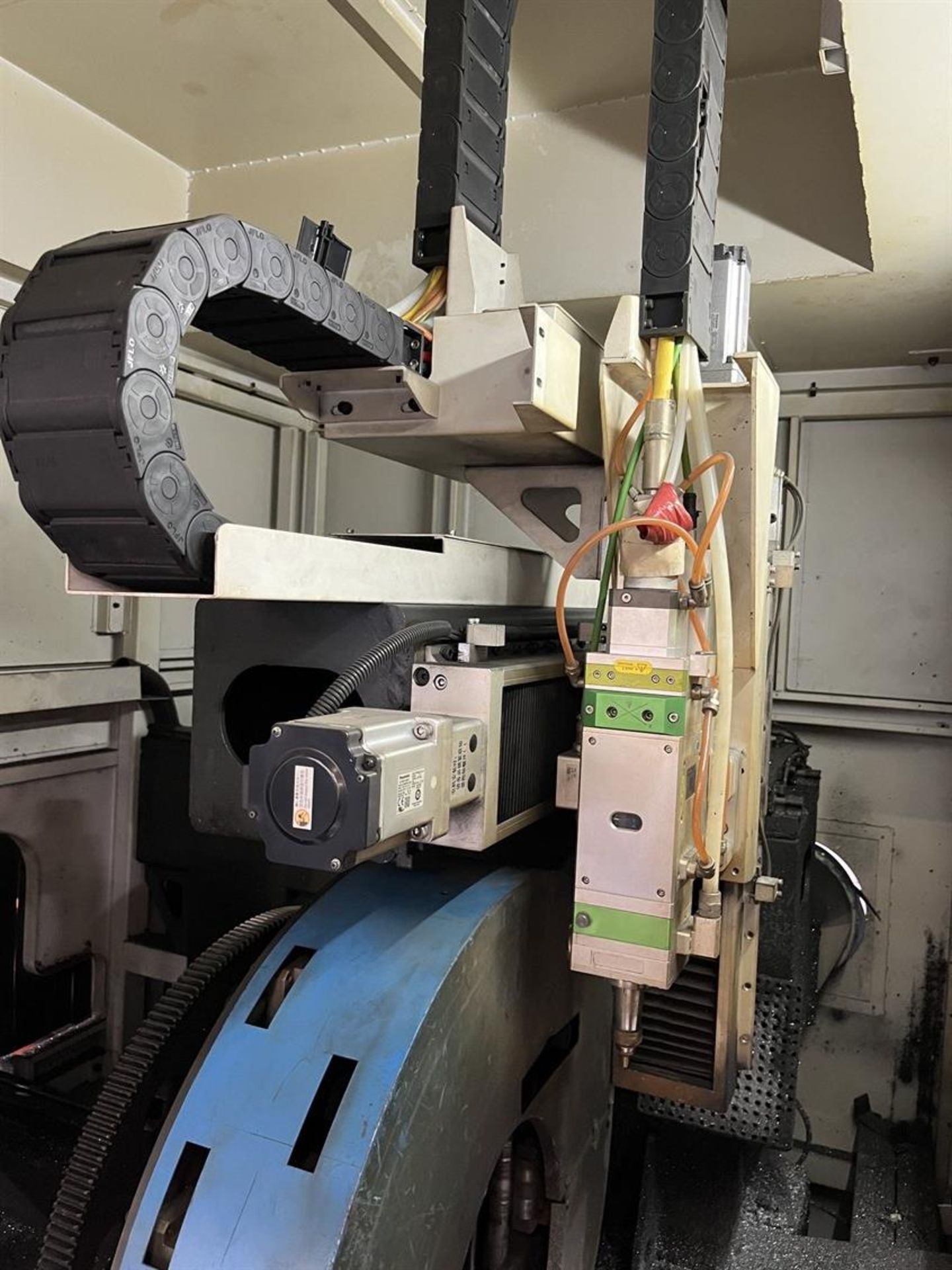 2022 SENFENG SF6020NT CNC 6kW Tube Fiber Laser, s/n 202204124, w/ CNC Control, RAYCUS RFL-C6000X 6KW - Image 8