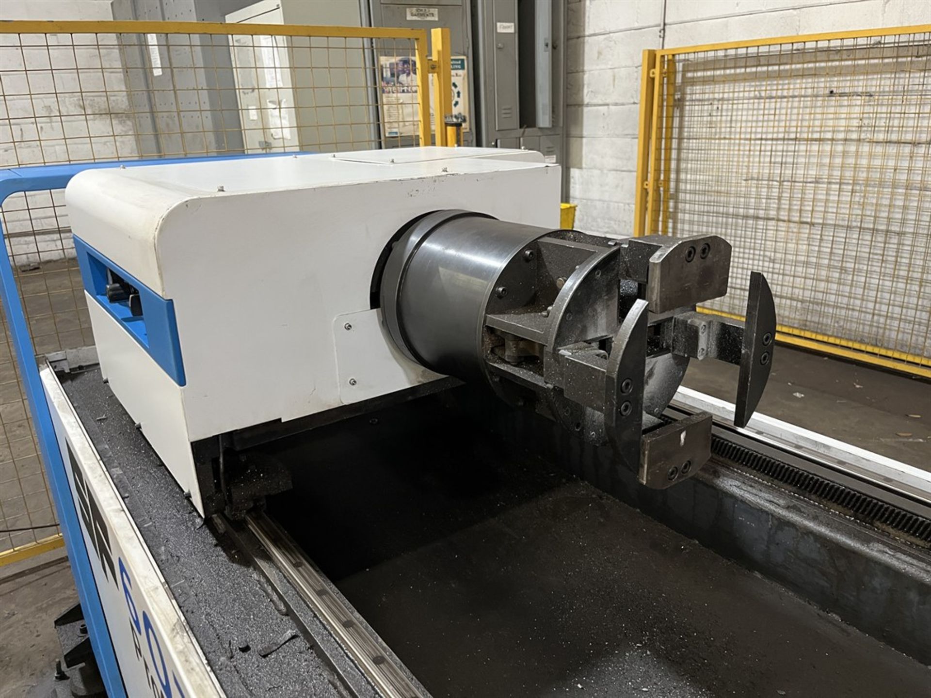 2022 SENFENG SF6020NT CNC 6kW Tube Fiber Laser, s/n 202204124, w/ CNC Control, RAYCUS RFL-C6000X 6KW - Image 11