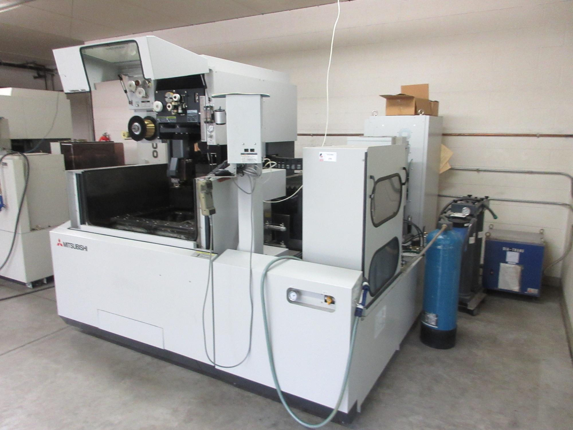 MITSUBISHI MV2400S CNC WIRE EDM (ELECTRICAL DISCHARGE MACHINE) - Image 6