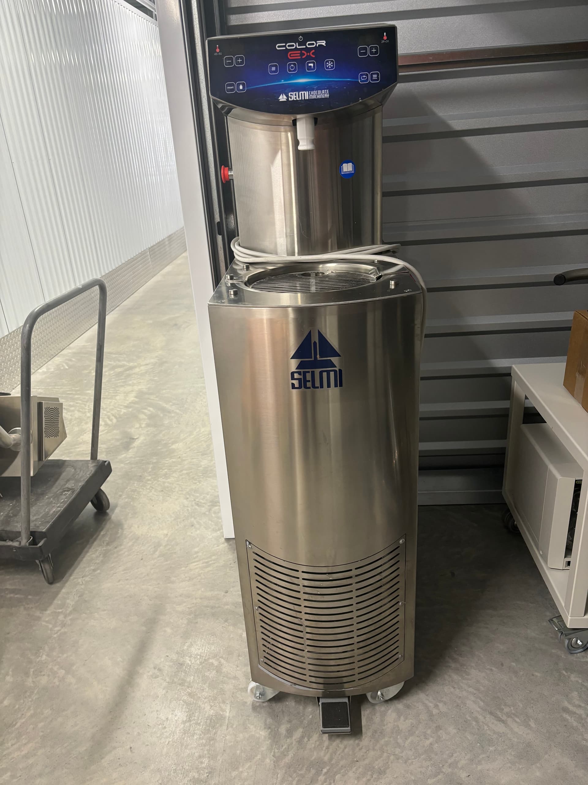 Selmi Color EX Professional Chocolate Tempering Machine - Image 3