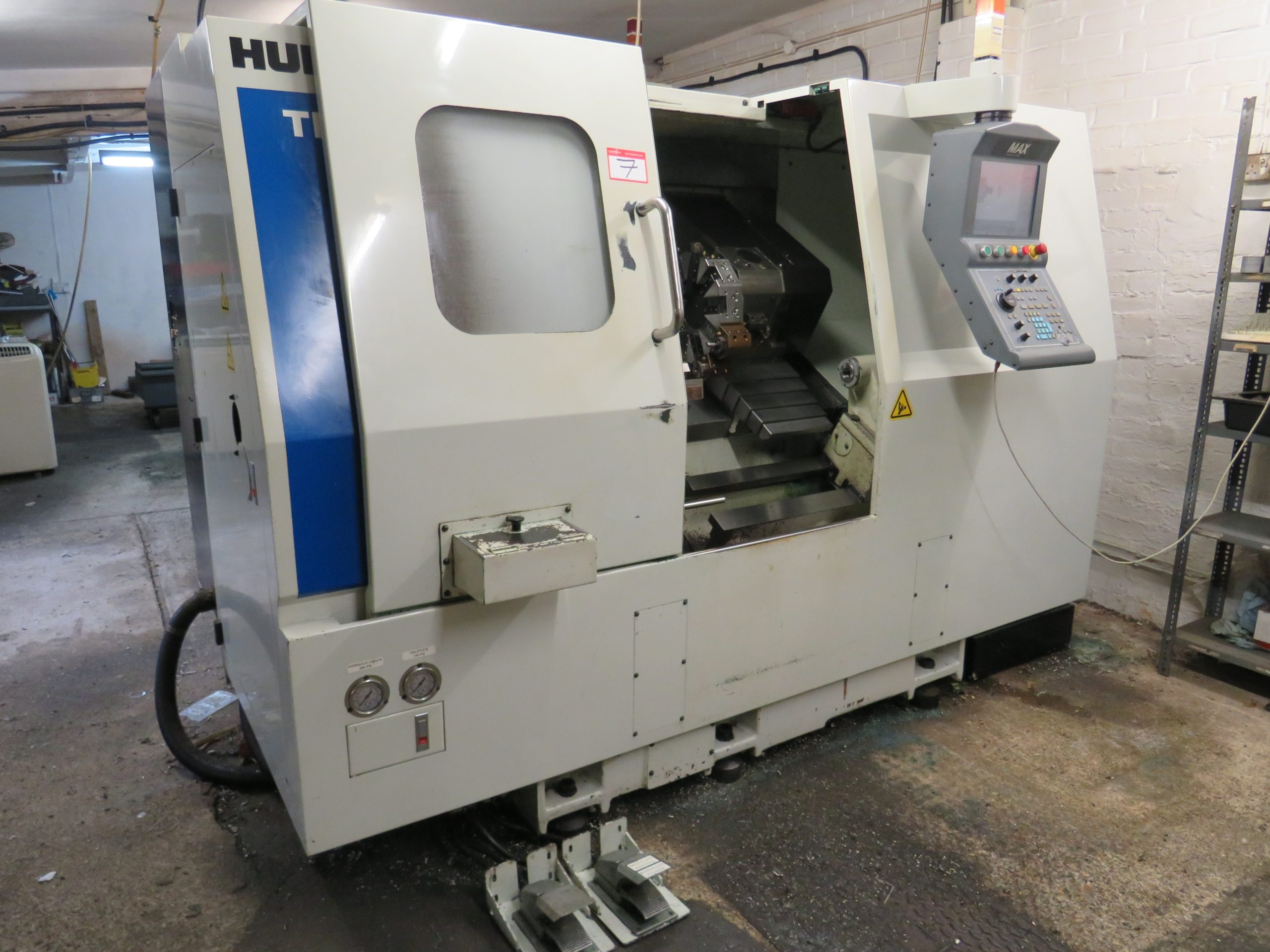 HURCO TM8 CNC TURNING CENTER